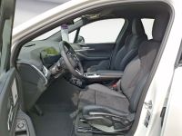BMW 218 Active Tourer - Vorschau Bild 3