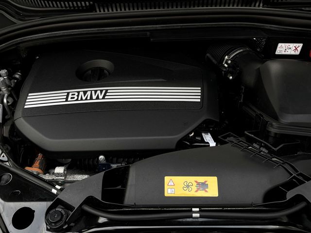 Foto Nummer 15: BMW 230e xDrive