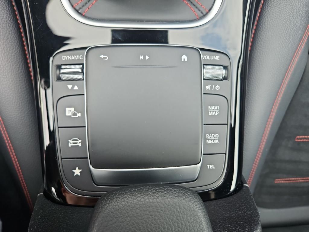 Fahrzeugabbildung Mercedes-Benz CLA 200 SB AMG AHK Navi LED SHZ Ambiente 360°