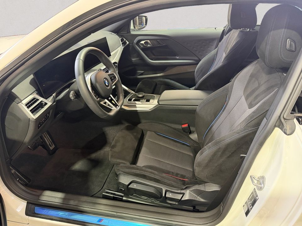 BMW 218 - Bild 10