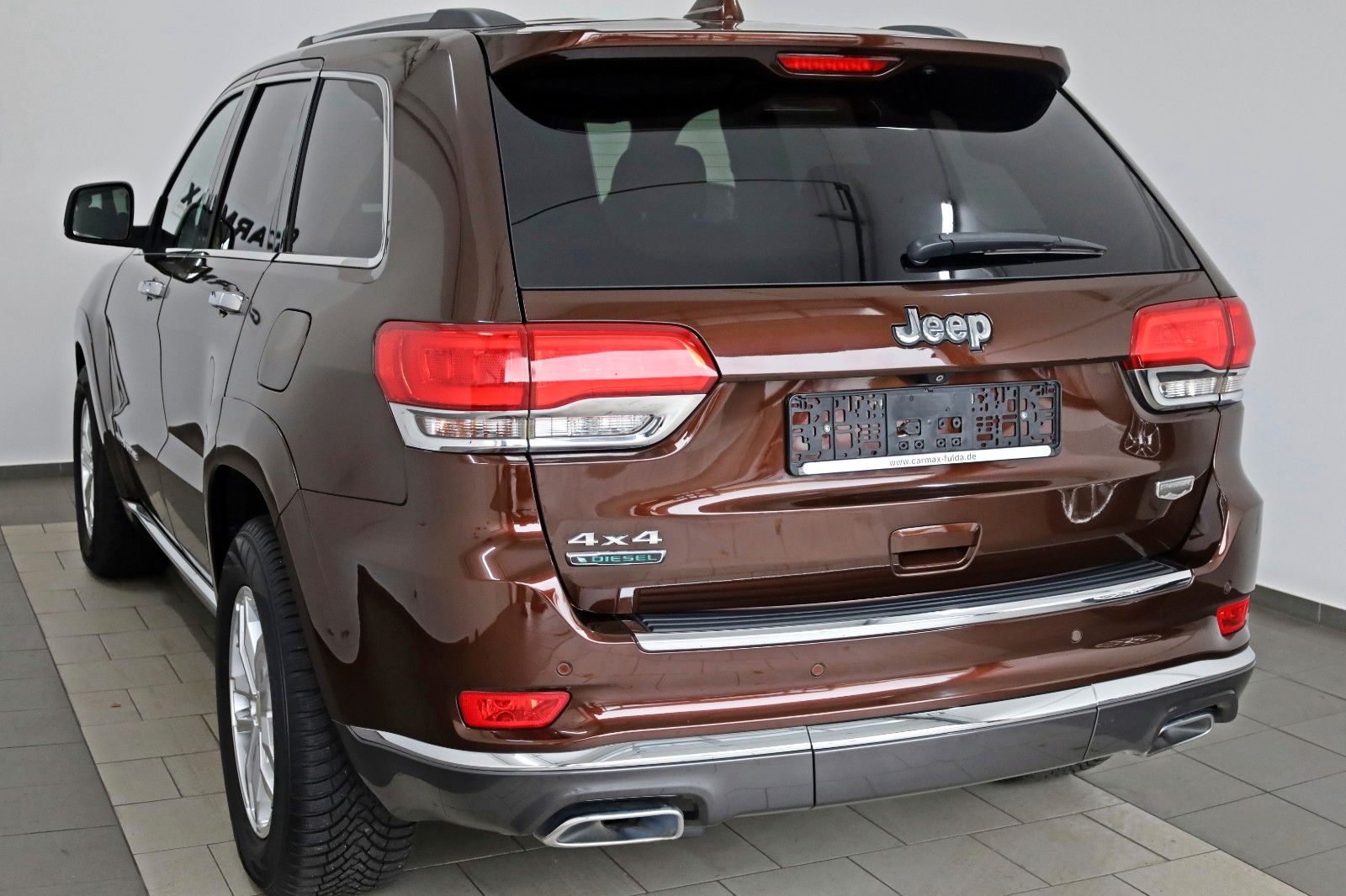 Fahrzeugabbildung Jeep Grand Cherokee 3.0 CRD Summit Panorama,Harman/K