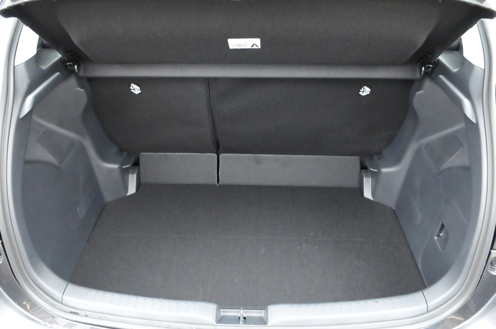 Mazda 2 Hybrid - Bild 37