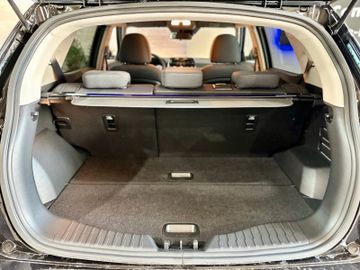 Fahrzeugabbildung Ssangyong Tivoli Amber 1,5P 2WD