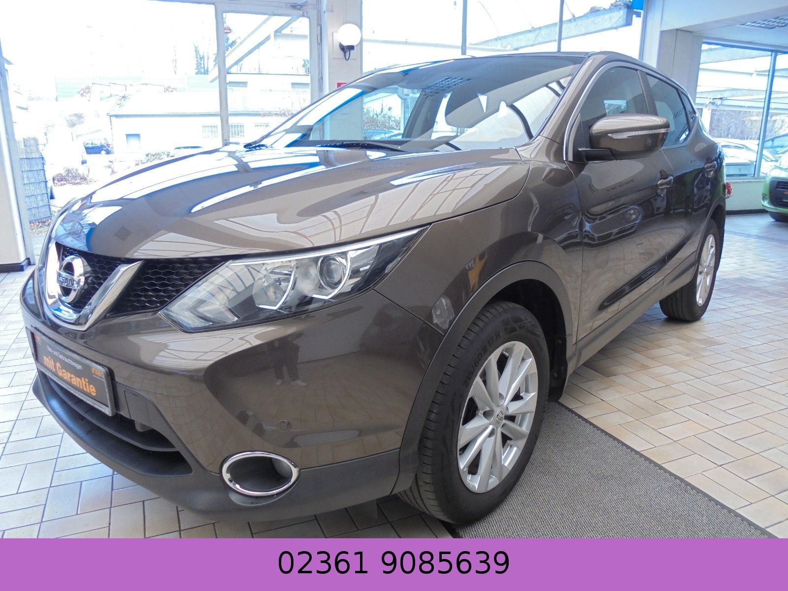 Fahrzeugabbildung Nissan Qashqai Acenta Klimaaut./Navi/Kamara/AHK /