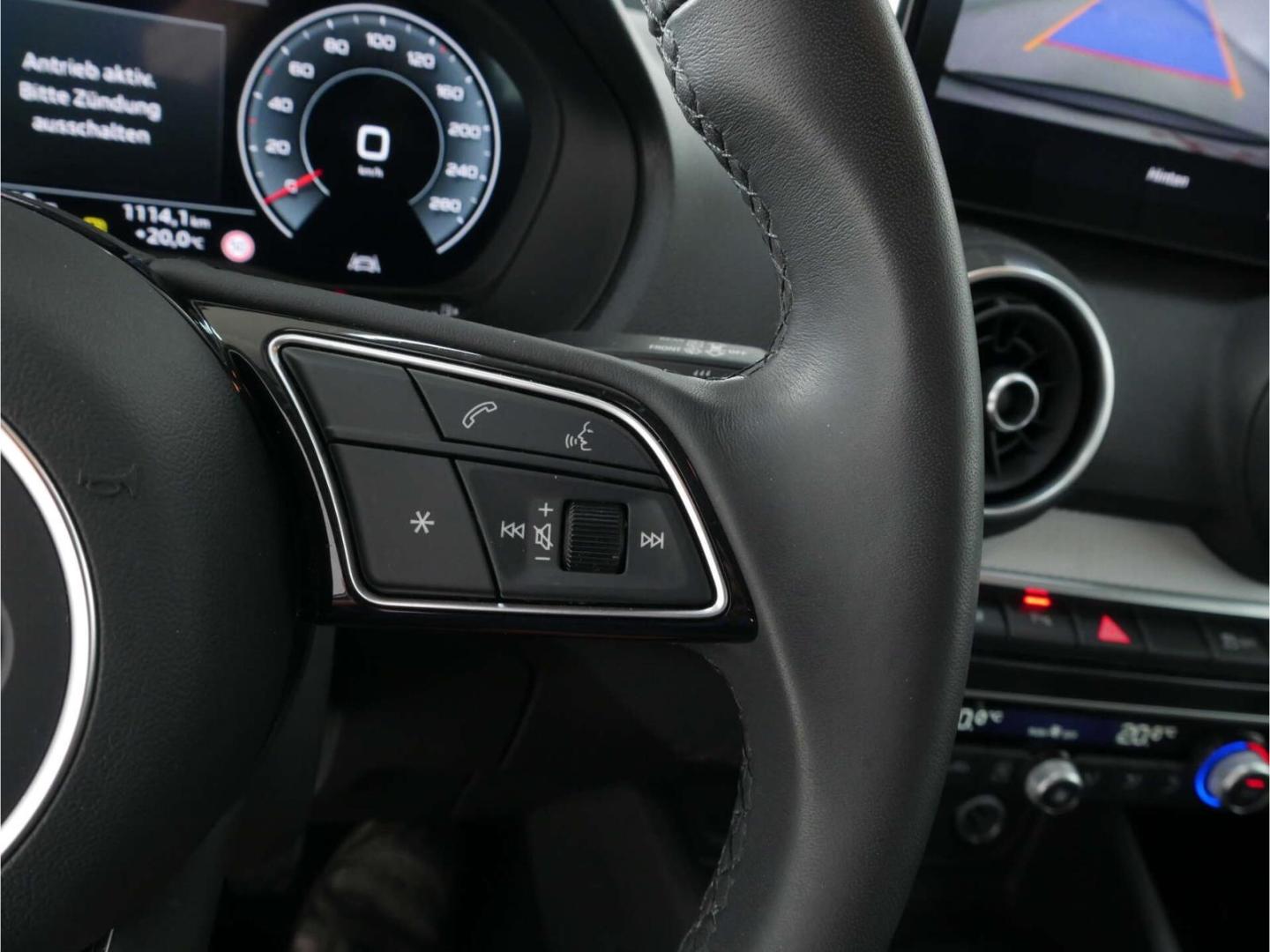 Audi Q2 30 TDI Advanced, миниатюра 12
