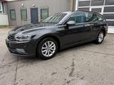 Volkswagen Passat Variant Business NAVI-AHK-VIRTUAL-ACC - VW Passat Variant Gebrauchtwagen in München