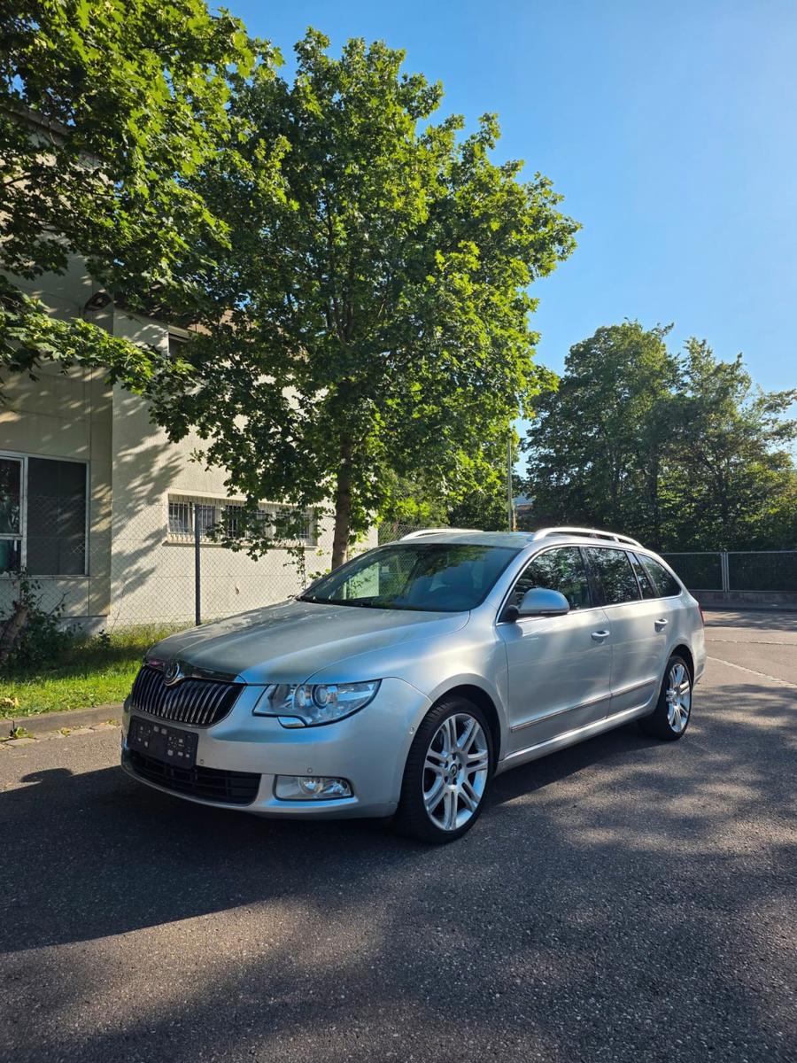 Skoda Superb Combi Elegance