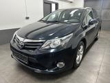 Toyota Avensis Kombi Life Navi AHK SHZ Kamera - gebrauchte Toyota Avensis aus dem Jahr 2012