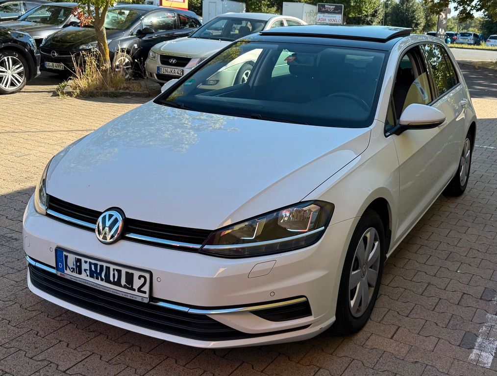 Image of Volkswagen Golf