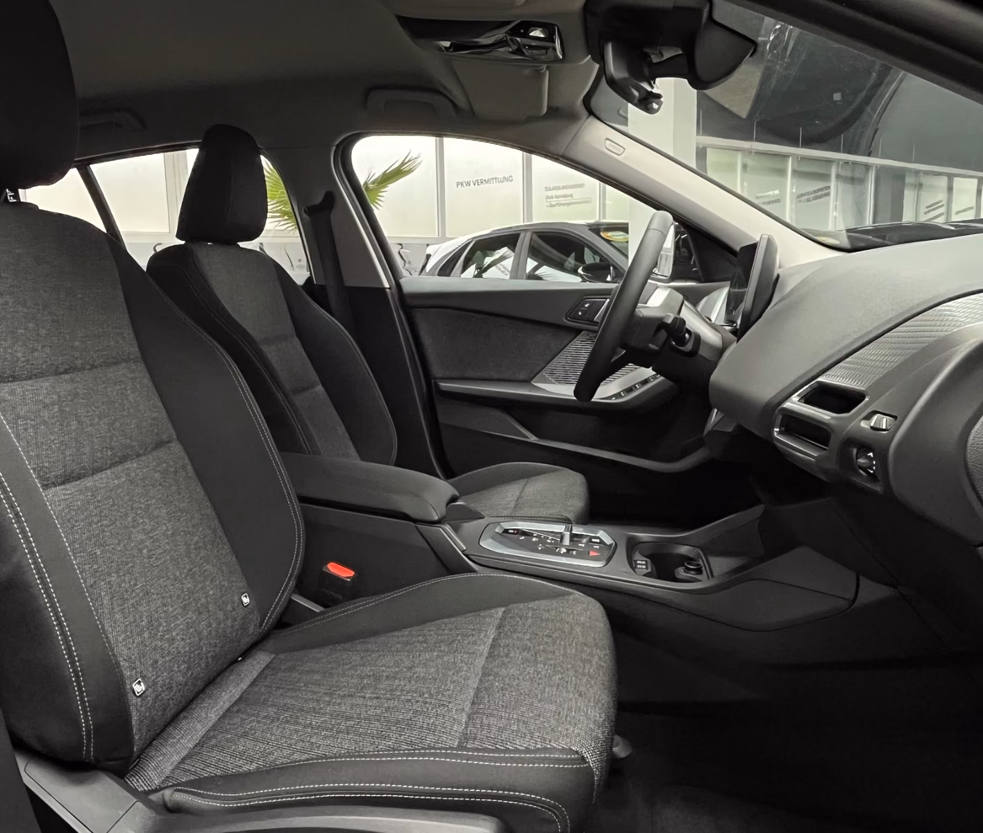 BMW 1 Series i Aut. *SHADOW LINE* LED*LIVE COCKPIT*KAMERA, миниатюра 10
