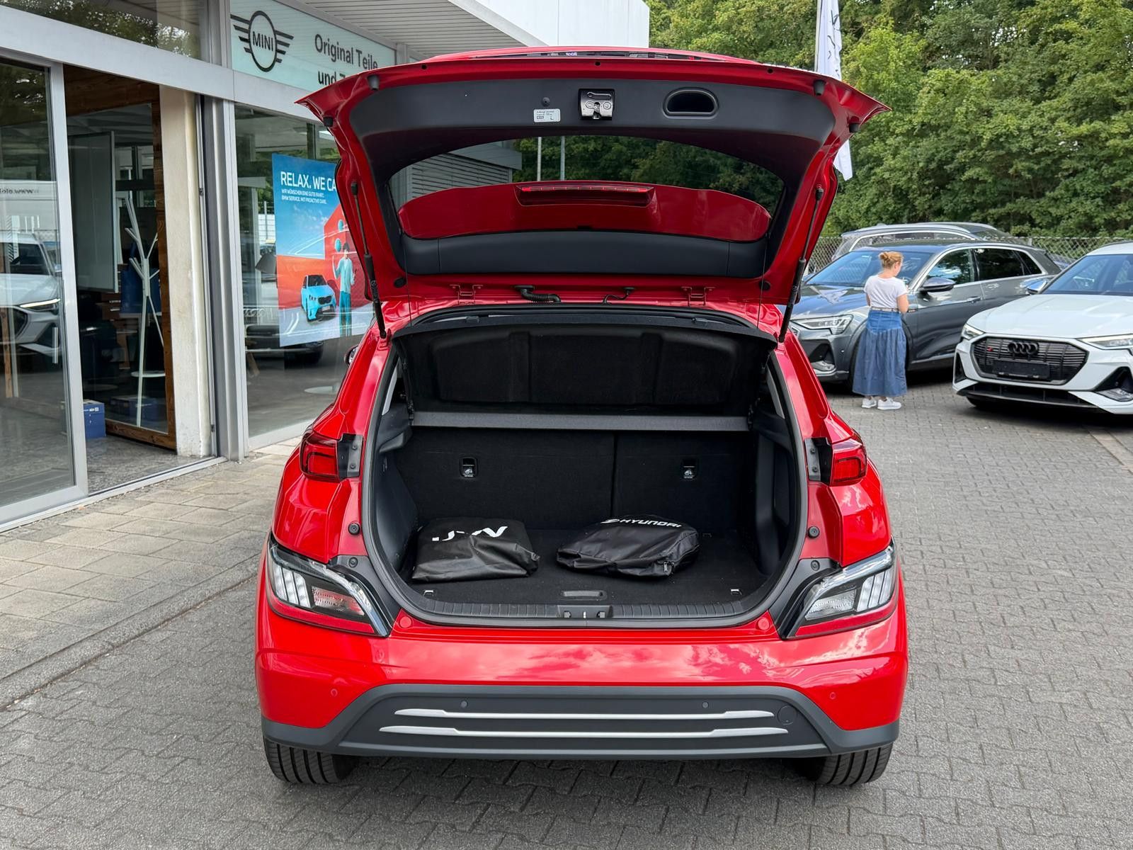 Fahrzeugabbildung Hyundai Kona Elektro Prime NAVI+LED+SHZ+HEAD+KAM+ACC+AHK