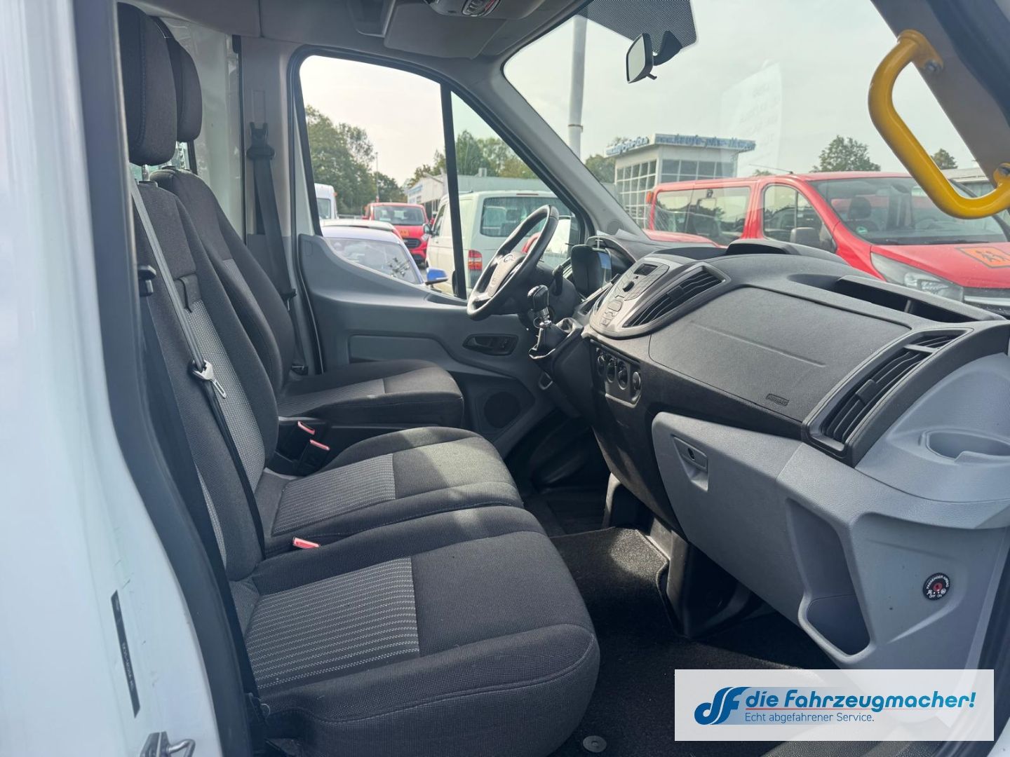 Fahrzeugabbildung Ford Transit Kombi 350 L3 Trend Temp *1750