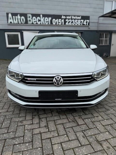 Volkswagen Passat Variant Highline 4Motion, AHK