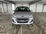 Hyundai i10 PDC LH, SHZ CarPlay Android Auto ISO AUX USB - Hyundai i10 Gebrauchtwagen in München