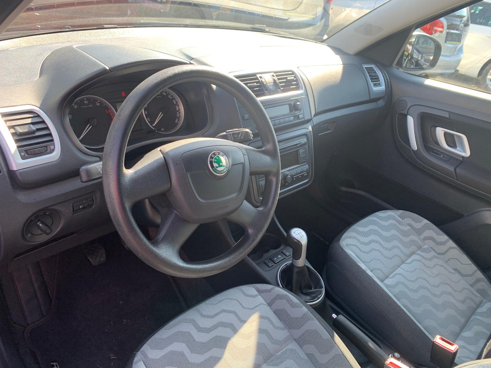 Skoda Roomster 2009 — photo 9