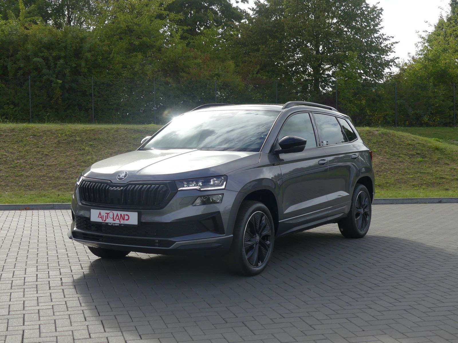 Skoda Karoq Sportline 1.5 TSI DSG Matrix ACC AHK Pano imagem 2