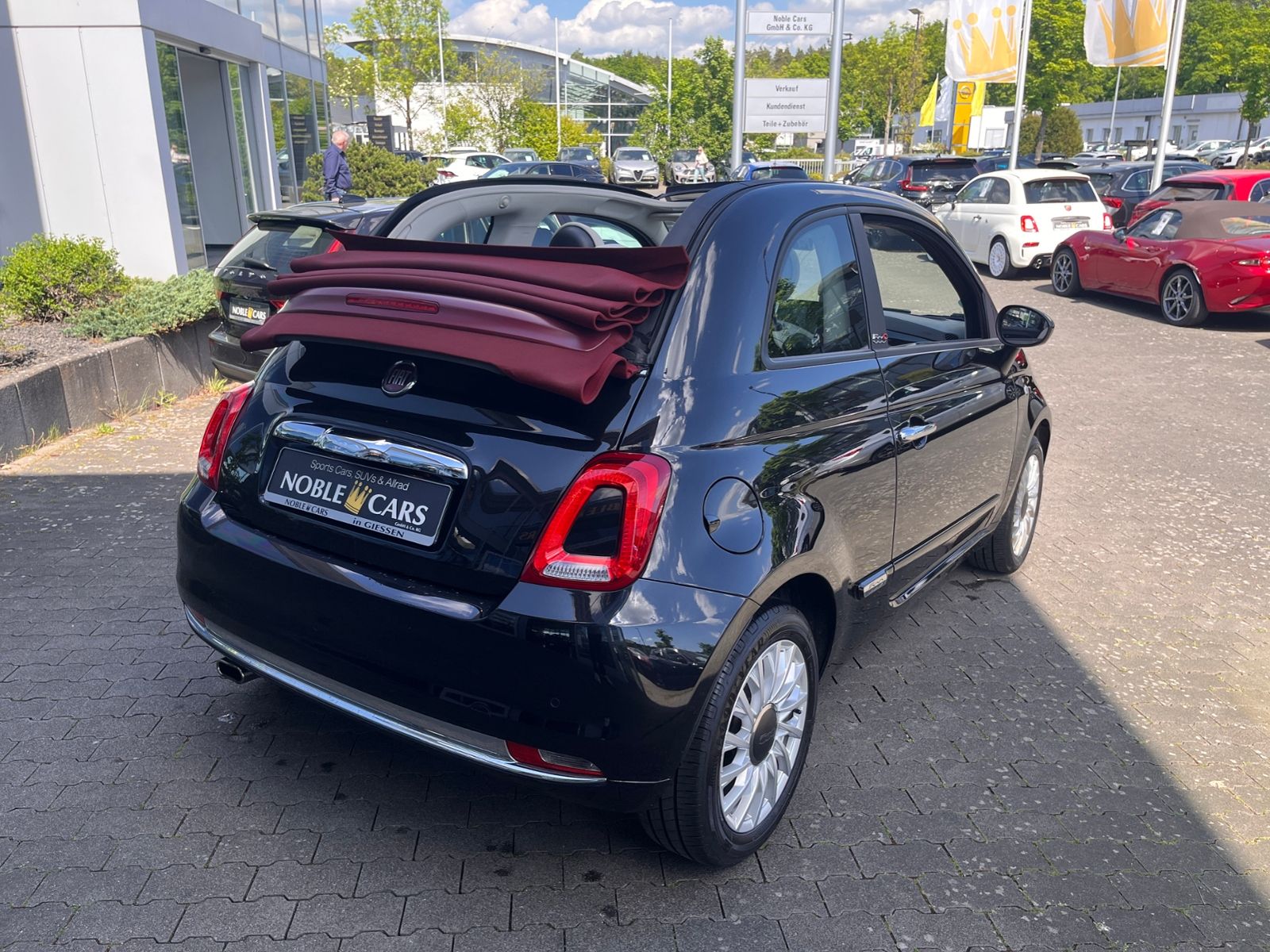 Fahrzeugabbildung Fiat 500C Lounge NAVI PDC ALU