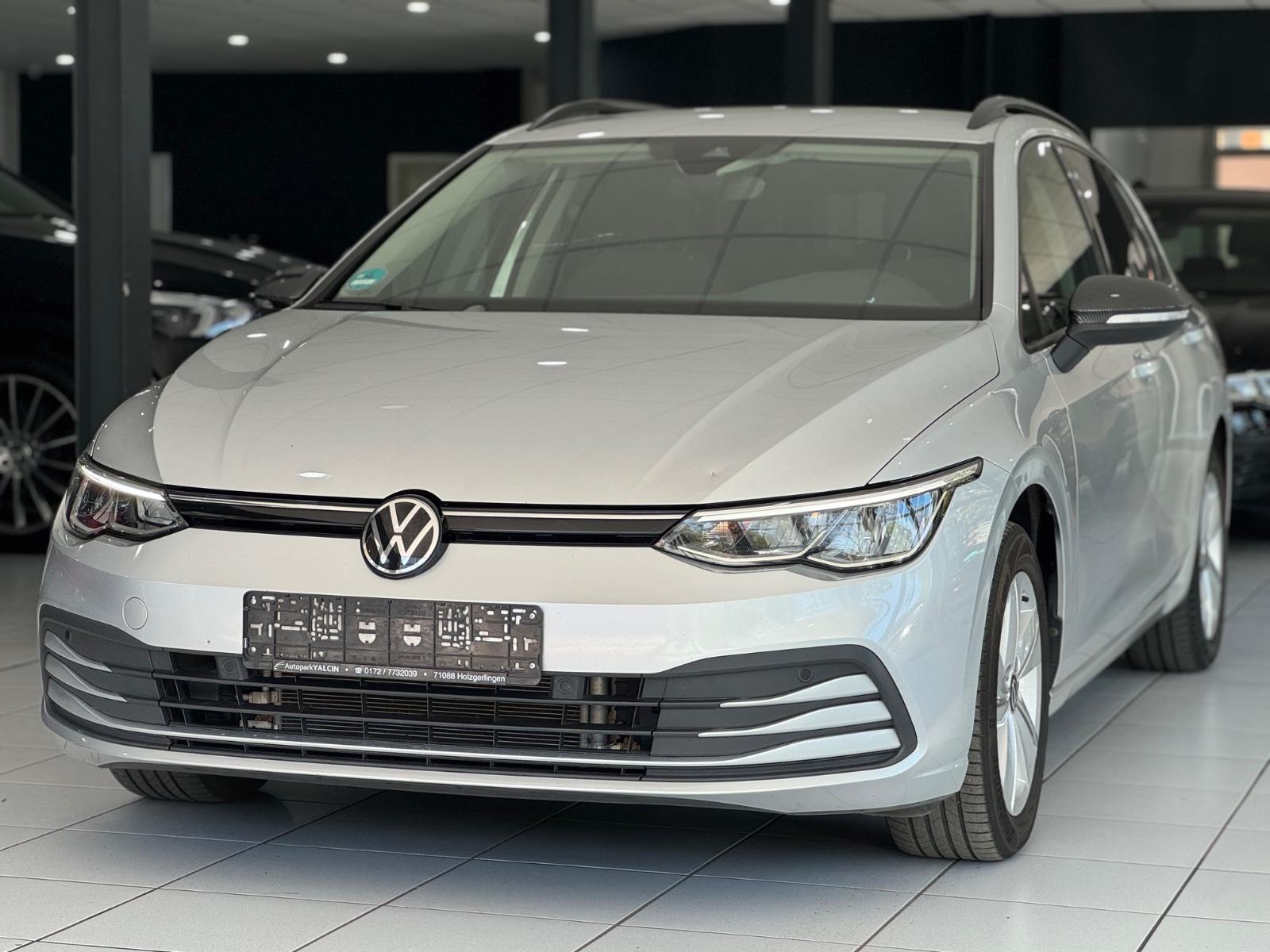 Volkswagen Golf VIII 2.0 TDI *DSG*STHZG*eAHK*ACC*SPUR/TOTW*