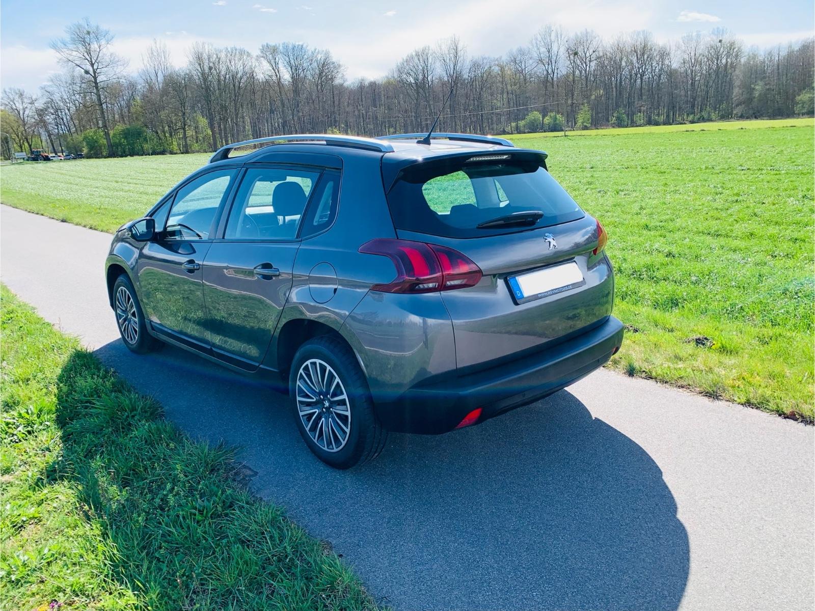 Peugeot 2008 PureTech 110 Nur 66Tkm TÜV + Allwetter Neu 