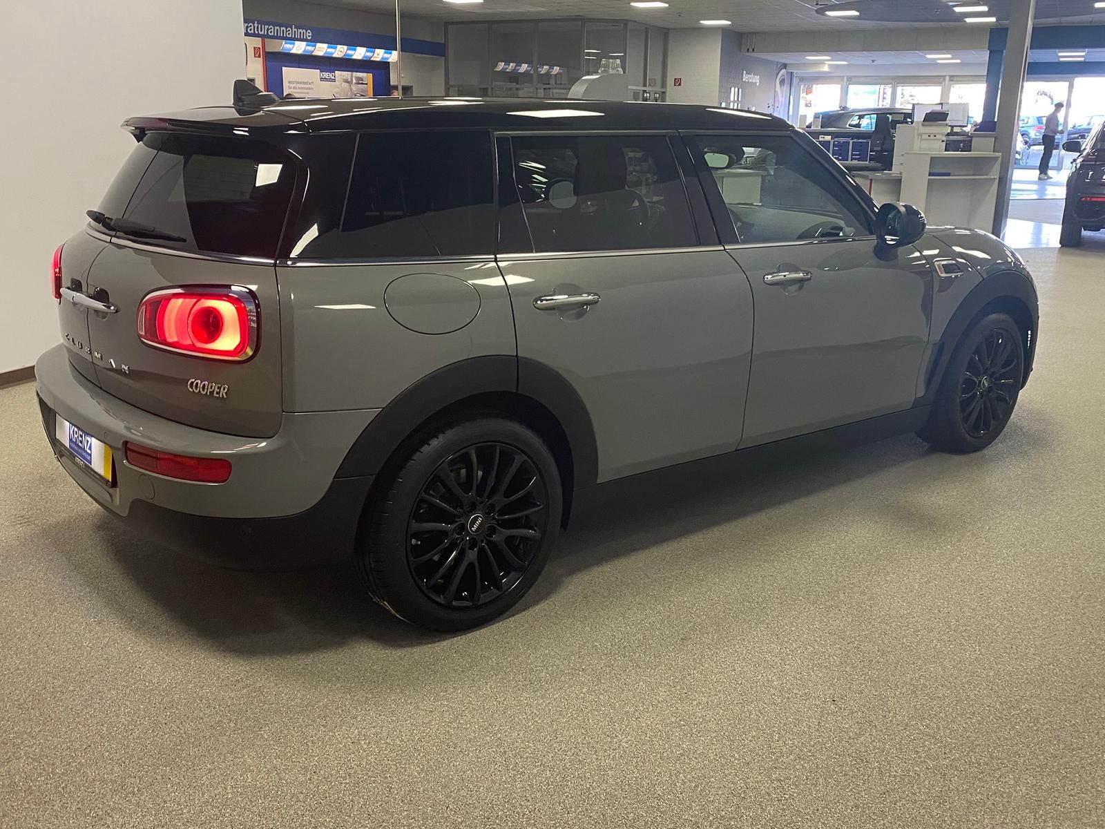 Fahrzeugabbildung MINI Cooper 1.5 12V Cooper KLIMA+NAVI+SITZHEIZ+ALU+LE