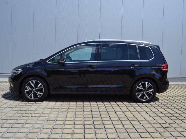Touran 1.5 TSI Highline 7-SITZER/PANORAMA/LED/NA