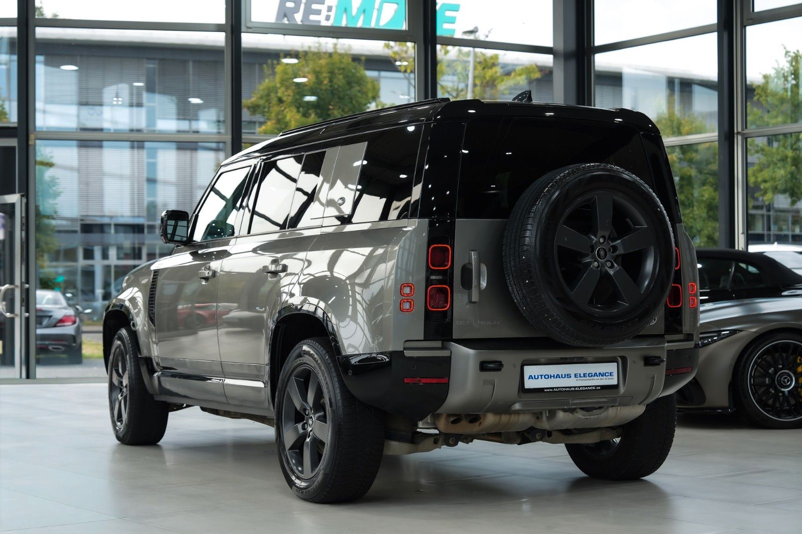 Land Rover Defender 110 X-Dynamic SE*LUFTFED*MERDIAN*360°* foto 8