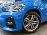 BMW X1 xDrive25e A M Sport HUD ACC AHK RFK NAVI LED - BMW X1 xDrive25e Gebrauchtwagen