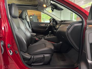 Nissan Qashqai - 10