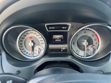 Mercedes CLA 200 - 6