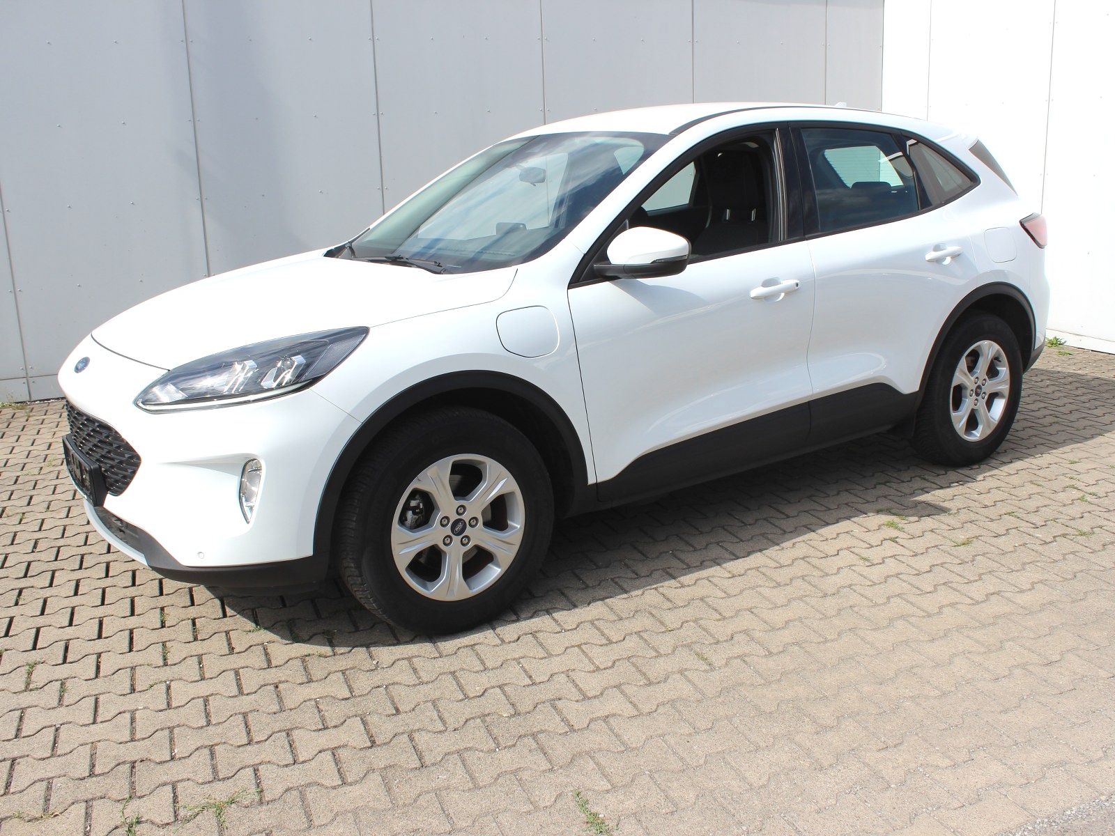 Fahrzeugabbildung Ford Kuga Plug-In Hybrid Cool & Connect 2,5 Duratec