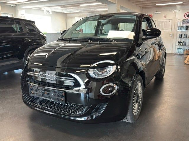Fiat 500 1.0 Hybrid FireFly 48 kW Icon Schwarz