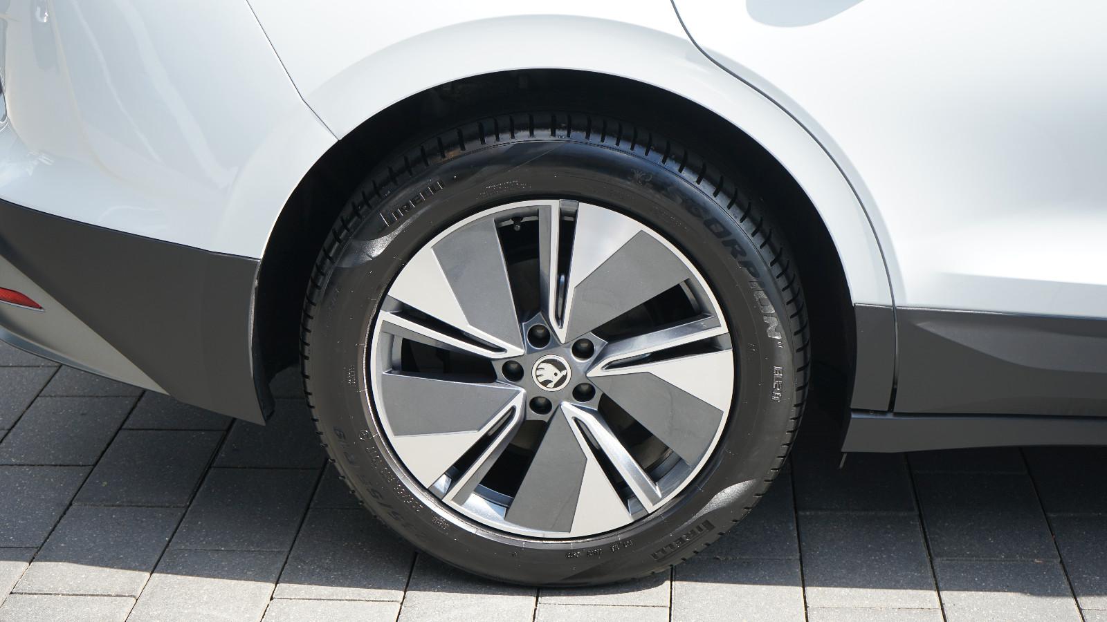 Skoda ENYAQ IV 60 LOFT*T-LEDER*LED*19 ZOLL*NAVI