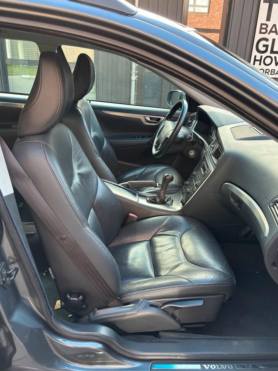 Volvo V70 2007 — photo 9