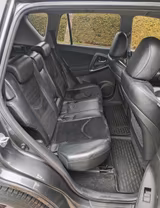 Toyota RAV 4 2,2-l-D-CAT 4x4  TUV Neu - Toyota RAV 4: D Cat