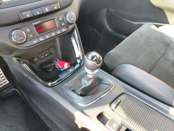 Kia Cee'd GT-Track Navi-Shz-Lhz-Klima-Xenon-Pano-Alc