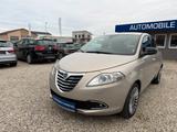 Lancia Ypsilon Platinum Xenon~Teilleder~ PDC~Tüv: Neu - Lancia aus 2011