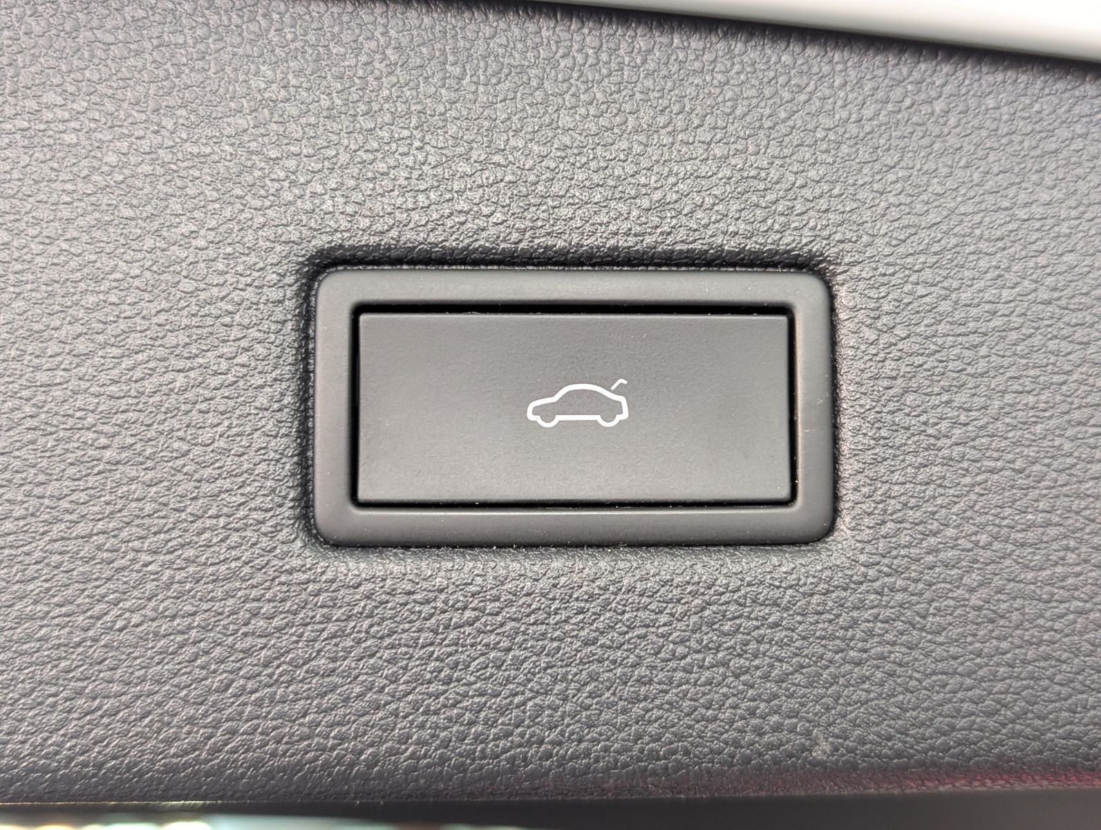 Fahrzeugabbildung SEAT Tarraco FR AHK PANO ACC VIRT APP MEMO BEATS StHz