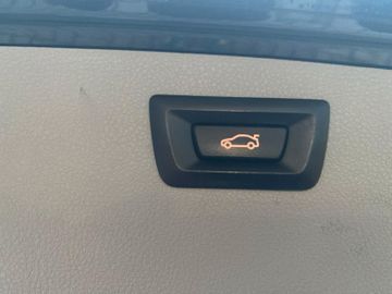 Bild 16 BMW 318 318d Touring*AHK*NAV*SHZ*ELEK.HECKKLAPPE*