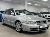 Audi S4 Avant 2.7 V6 quattro Xenon/Schiebe/BOSE/Temp/ - Audi S4 mit Benzin-Antrieb: Kombi, 2.7