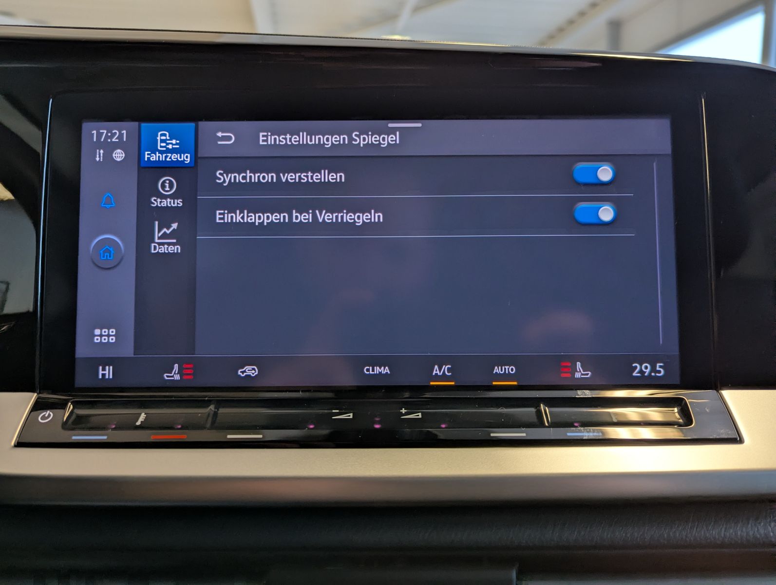 Fahrzeugabbildung Ford Tourneo Connect L2 Titan. 7-Sitze Bi-LED Cam AHK