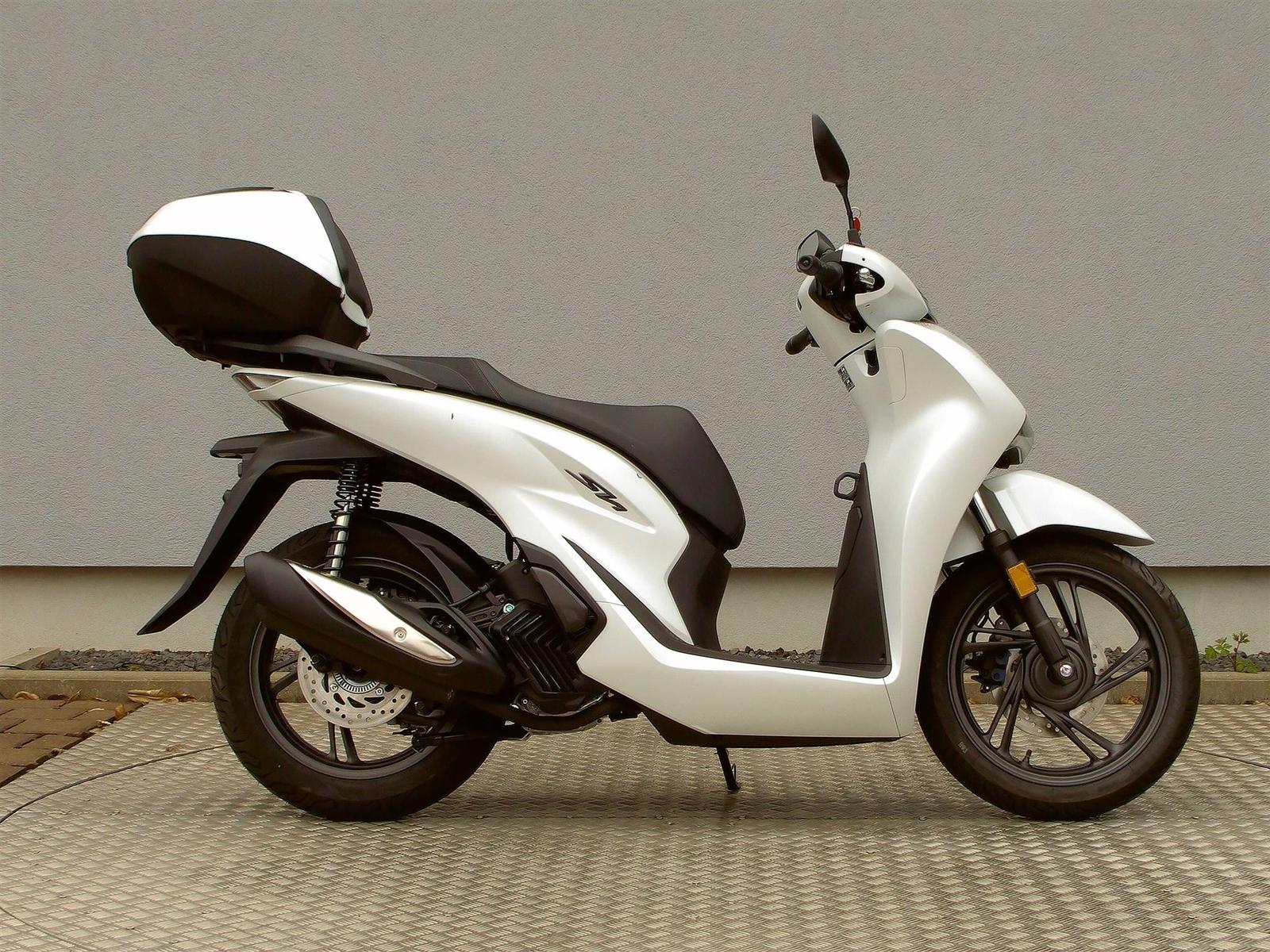 Honda SH125i **Transportschaden**