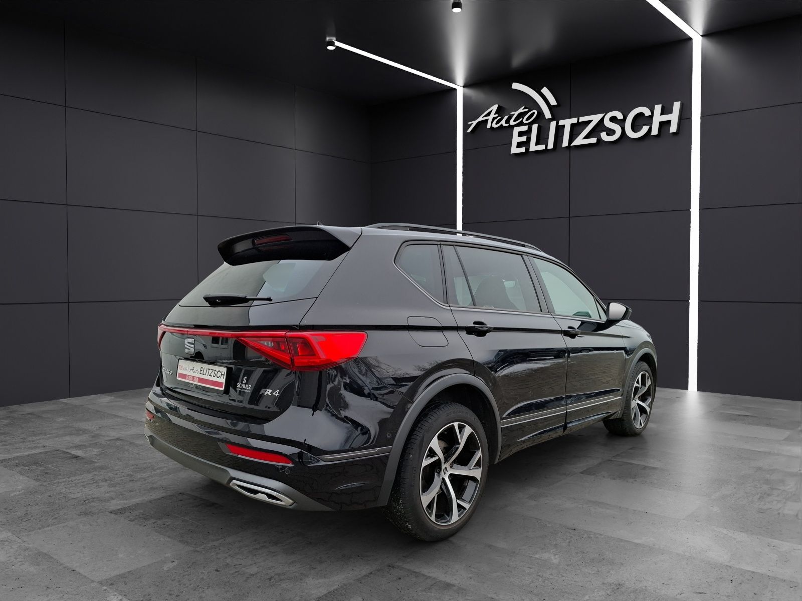 Fahrzeugabbildung SEAT Tarraco TSI FR DSG 4Drive LED AHK Navi AID Pano