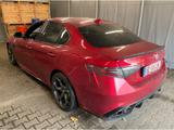Alfa Romeo Giulia Quadrifoglio 2.9 V6 Bi-Turbo EU6d - Alfa Romeo Giulia in Hamburg