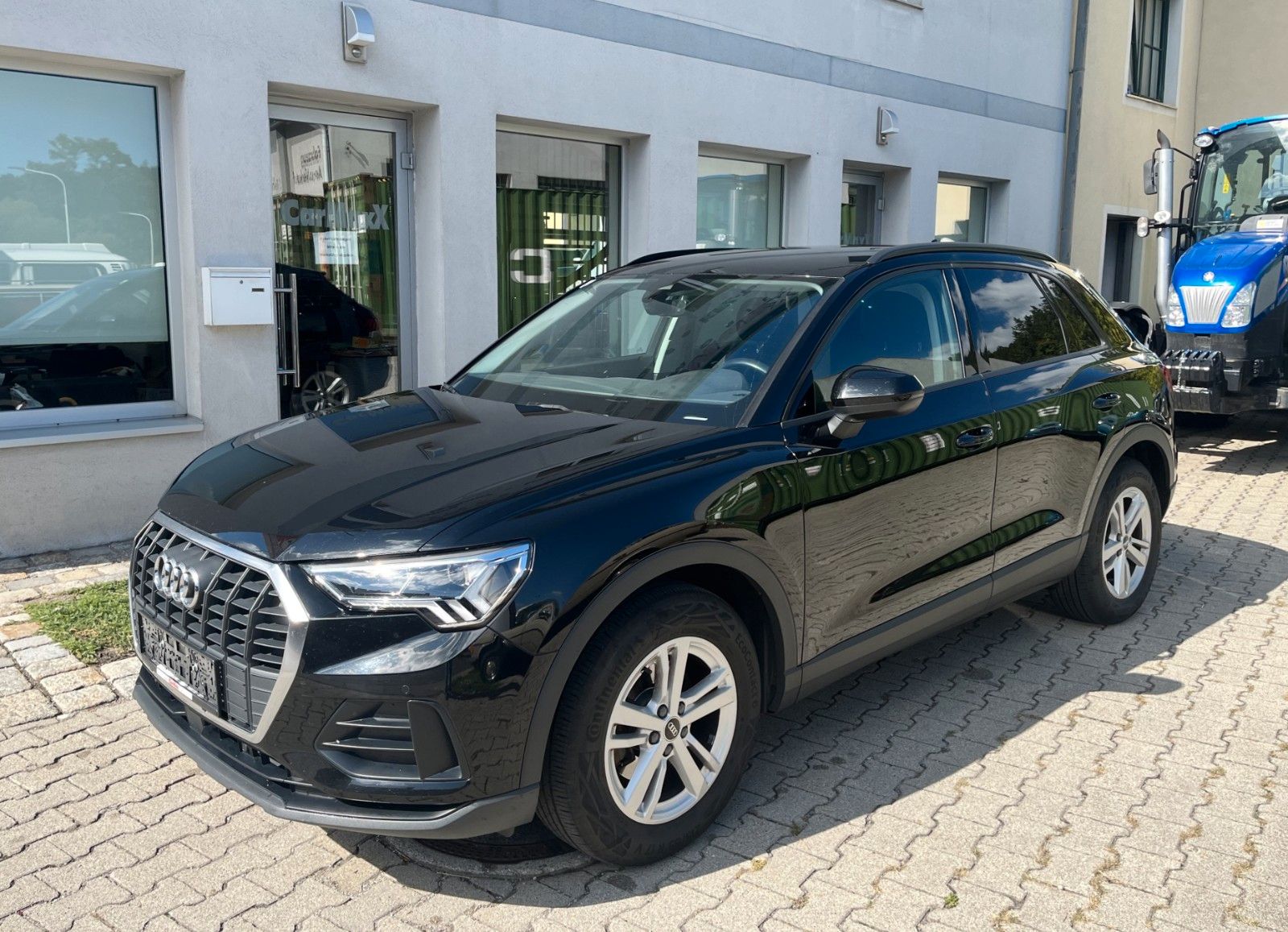 Audi Q3 35 TDI Intense S-tronic, 1.Besitz, Servicenw.