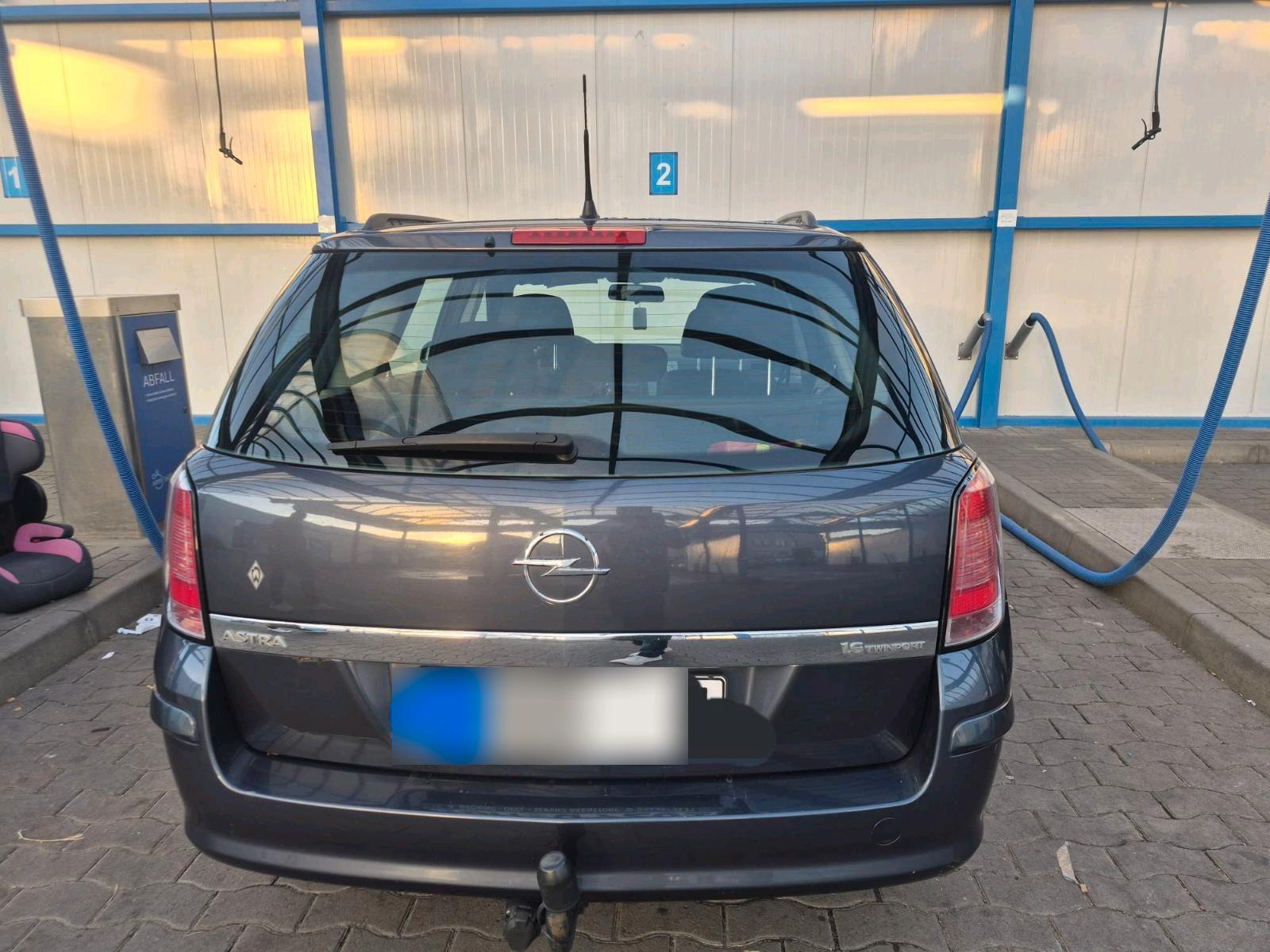 Opel Astra 2006 — engine 90 HP (66kW)