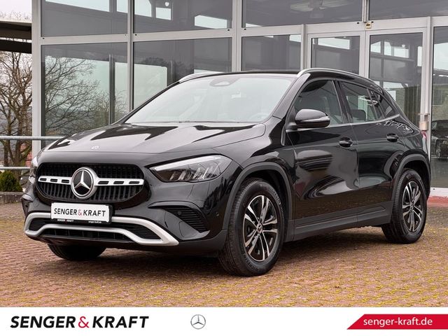 Mercedes-Benz GLA 200 KAM PDC SpurH LM Navi AUT Virtual FLA