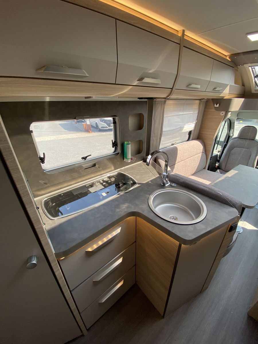 Fahrzeugabbildung Knaus Van TI PLUS PLATINUM SELECTION 700 LF Allrad,AHK