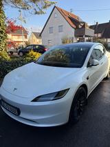 Tesla Model 3 Hinterradantrieb RWD 60kwh LFP - Tesla Model 3 in Stuttgart