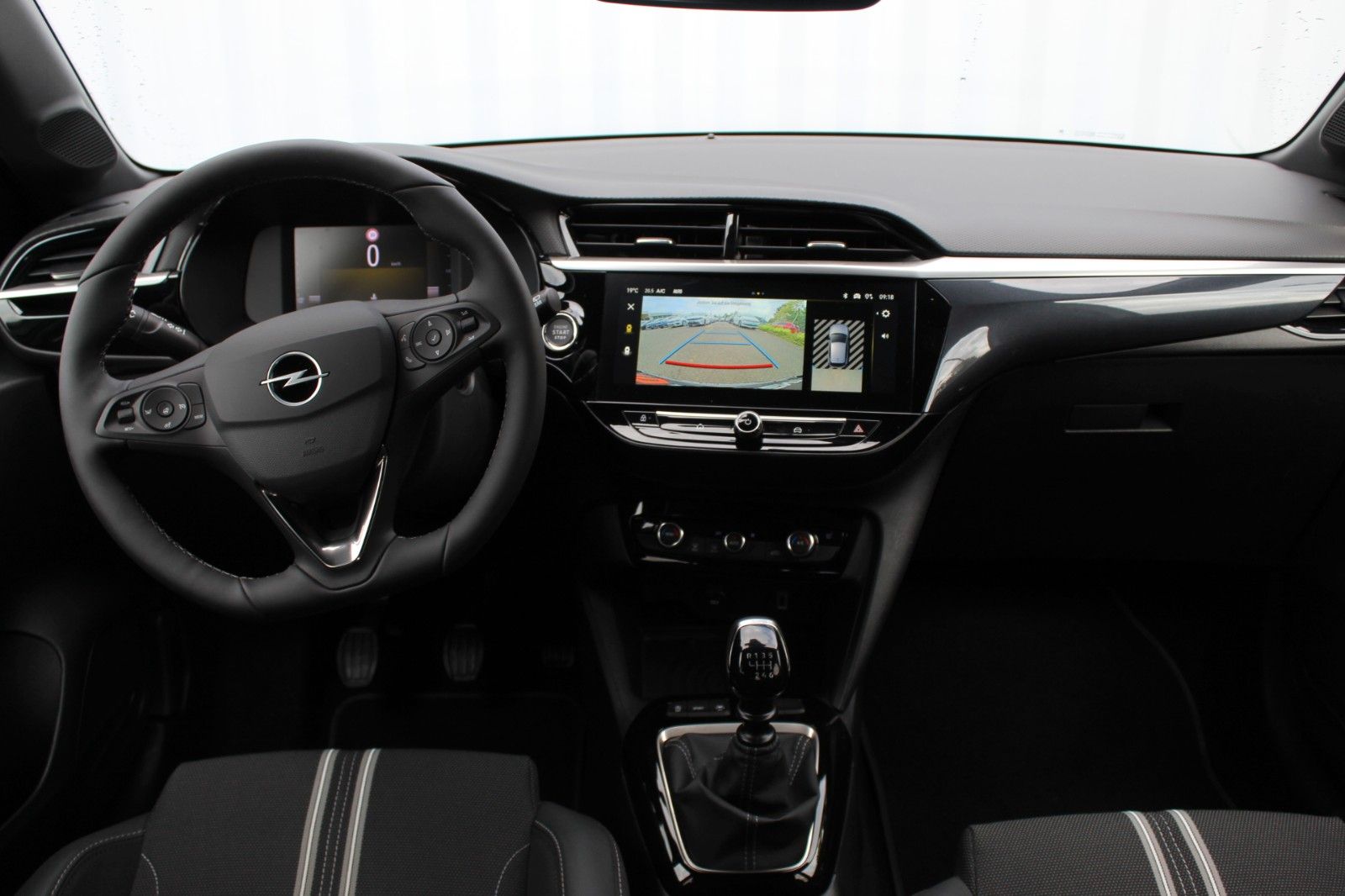 Fahrzeugabbildung Opel Corsa GS Navi*Allw.*Sitzh.*Intellilux