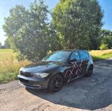 BMW 118i -E87 122.550 KM TÜV 2027 Schwarz  - BMW 118: E87